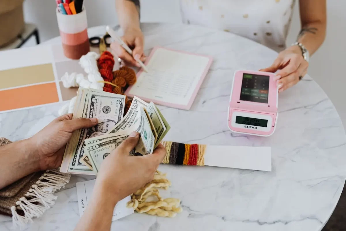 pexels-karolina-grabowska-4968630-min Mexican minimum wage in 2024