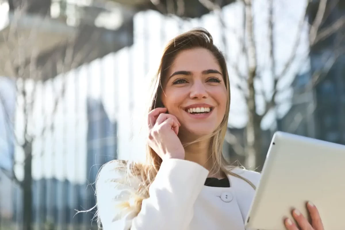pexels-olly-789822-min What is an Agent of Record (AOR)?
