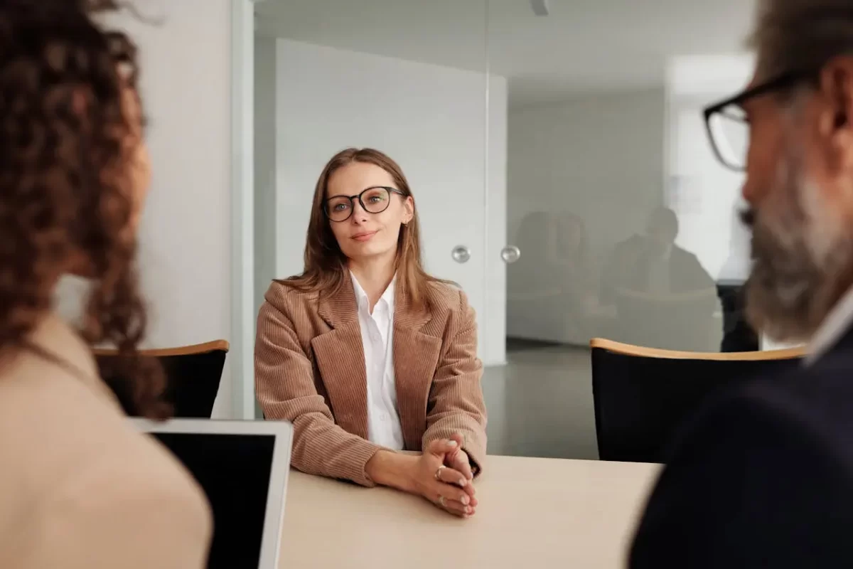 pexels-edmond-dantes-4342496-min Brazil’s Job Market in 2025