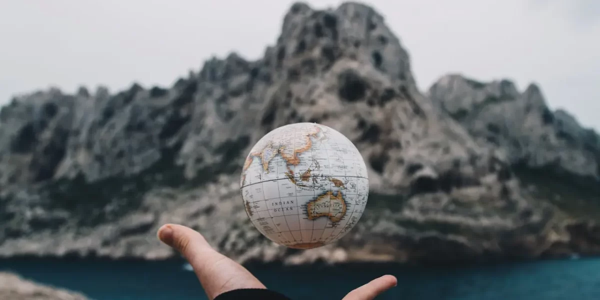 Global expansion using EOR