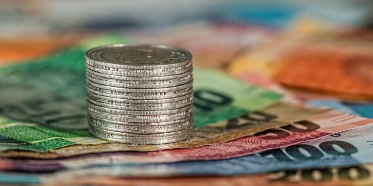 Cesantías (Statutory Severance Savings) in Colombia